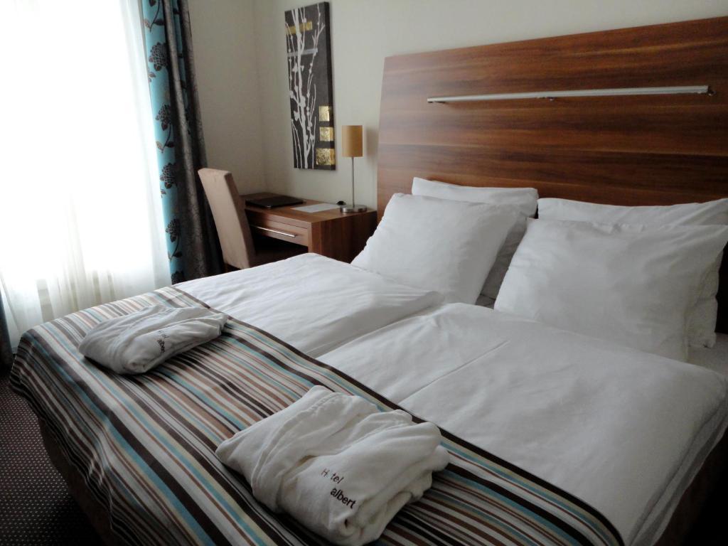 Albert Premier Hotel Bagnoles-de-l'Orne Bilik gambar